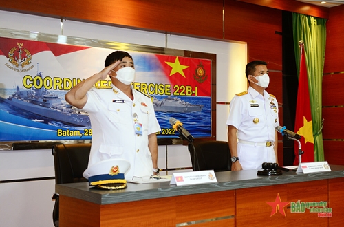 Khai mạc luyện tập chung hải quân hai nước Việt Nam-Indonesia